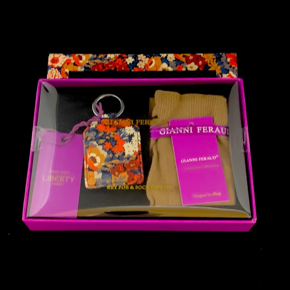 GIANNI FERAUD Liberty Key Fob & Sock Gift Set